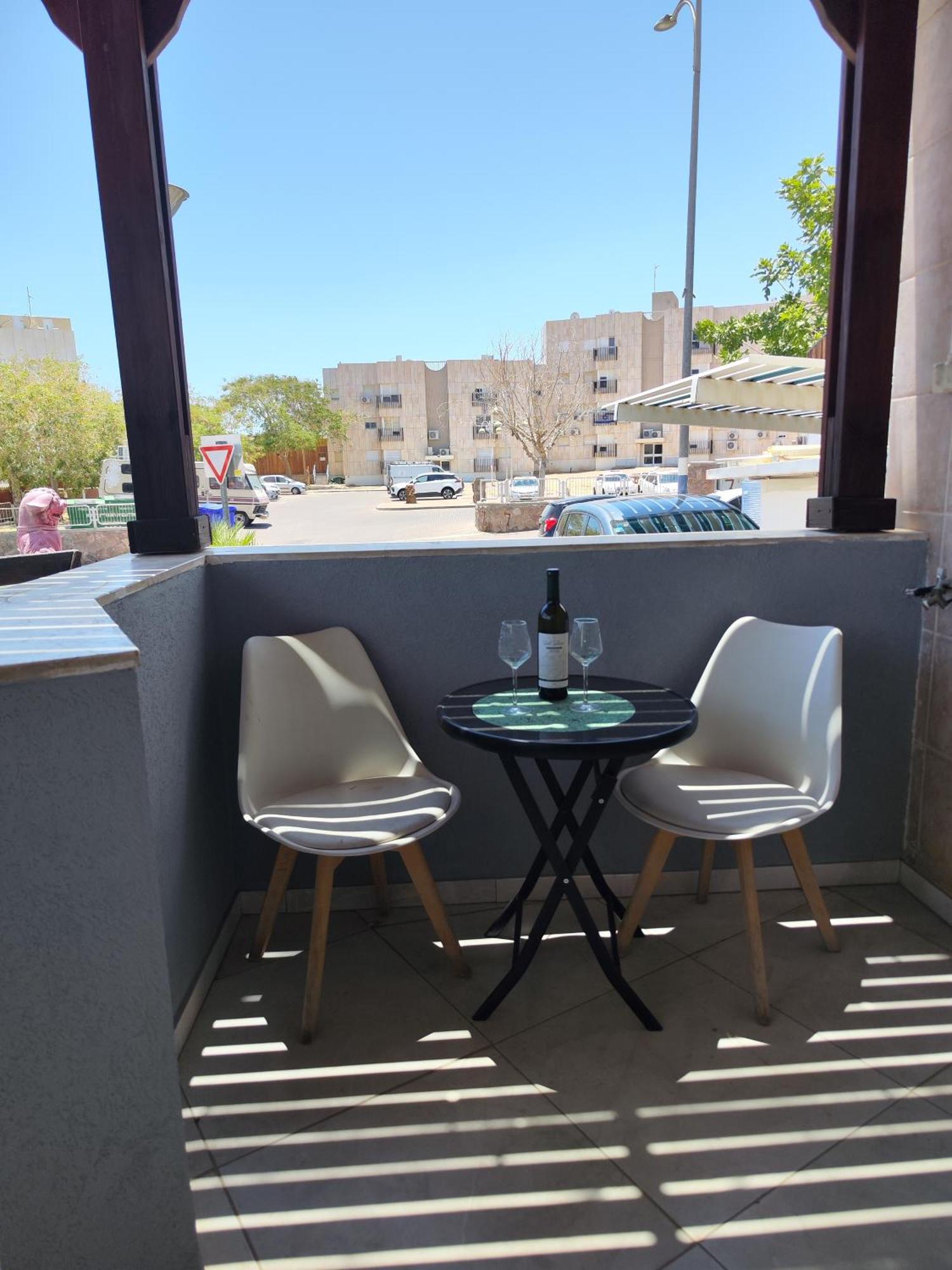 Apartment With Terrace And Parking Eilat Luaran gambar